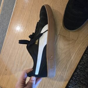 Puma sneakers